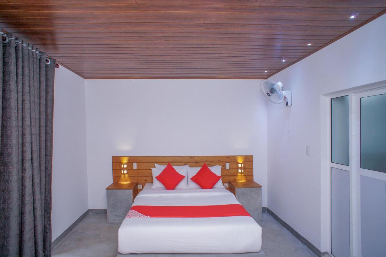 Pineview Hotel Unawatuna Ngoại thất bức ảnh